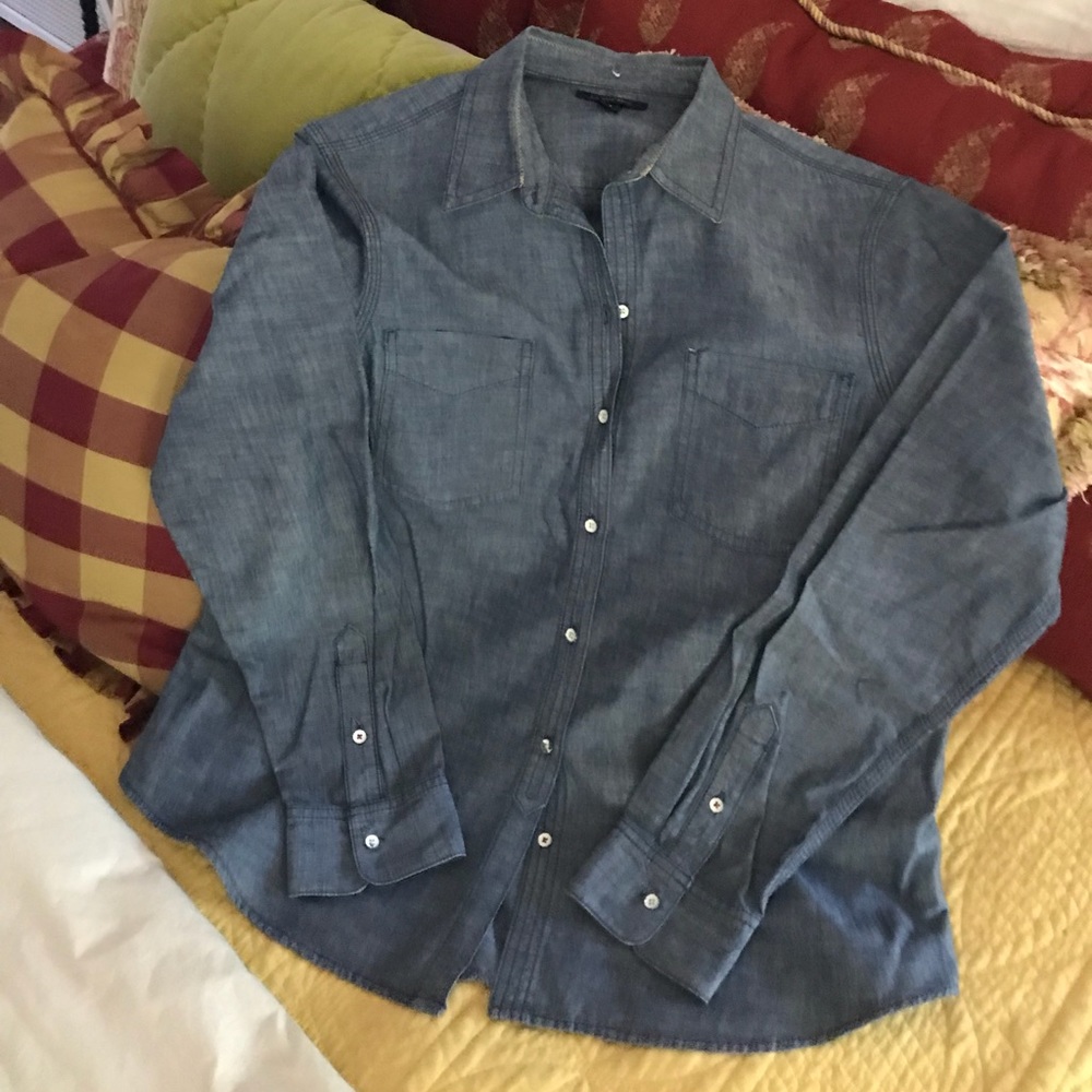 EUC Lands End denim shirt. Size 14.